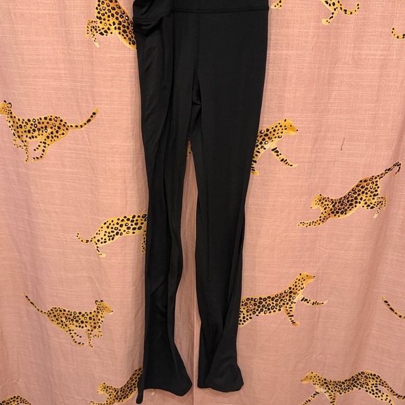 Joylab One Shoulder Cut Out Jumpsuit - Picture 4 of 7